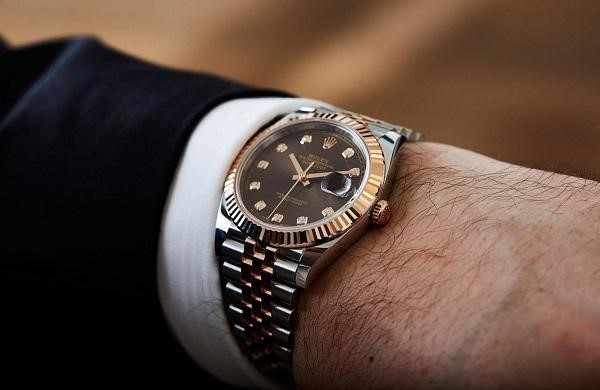 phân biệt đồng hồ Rolex giả